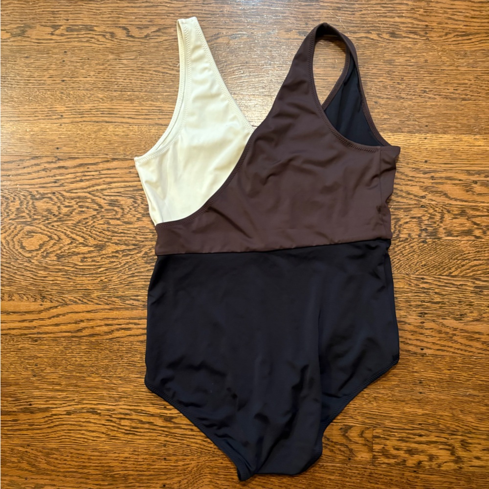 Solid & Striped the Ballerina swimsuit, size Large - Picture 2 of 4